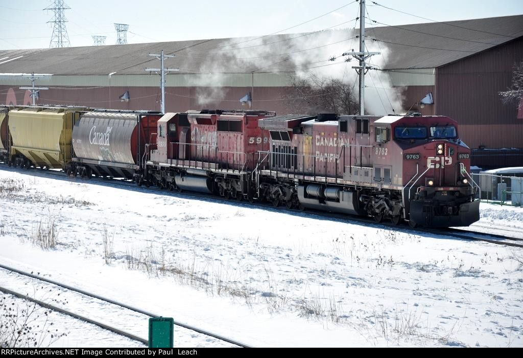 Westbound grain train